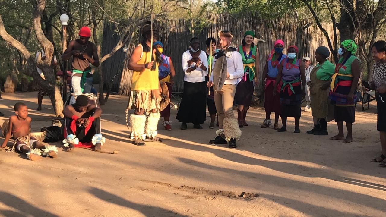 Mzsingitana Tented Camp Hoedspruit Eksteriør bilde
